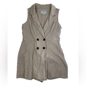 Love Tree Sleeveless‎ Double-Breasted Romper – Size L, Beige Linen Blend